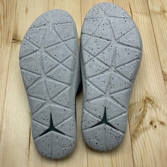 Jordan Hydro 7 Slides (Multiple Sizes) - Picture 5 of 6